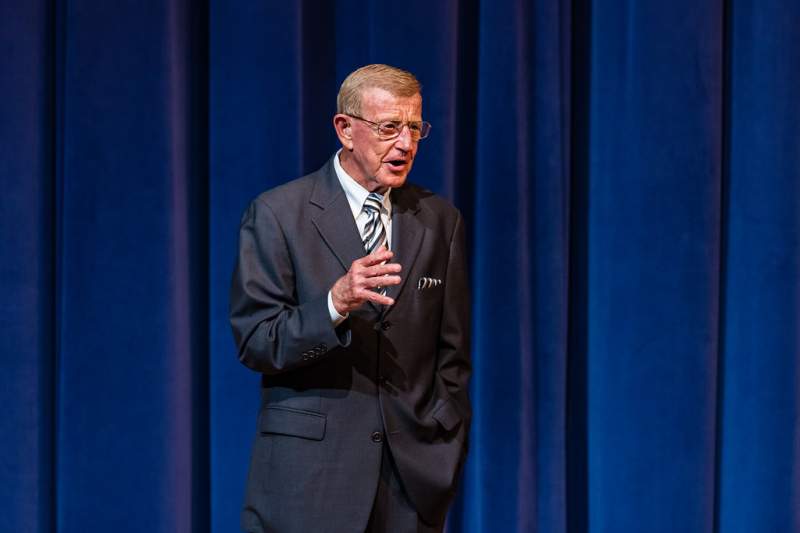 Lou-Holtz-146-XL